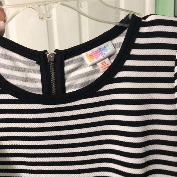 Lularoe Amelia - Picture 3 of 3